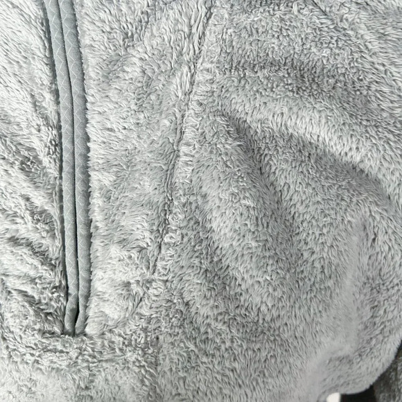 The North Face Mossbud Acadia Grey Fleece Fuzzy Quarter Zip Jacket Coat L - Picture 9 of 9